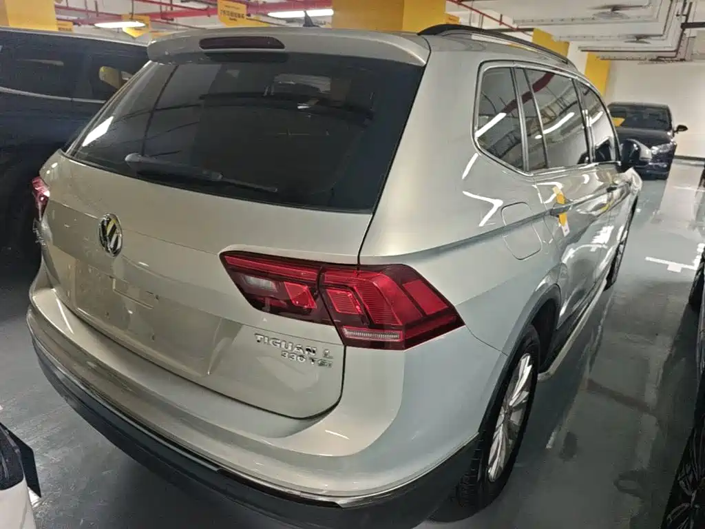 Volkswagen Tiguan L — миниатюра 7