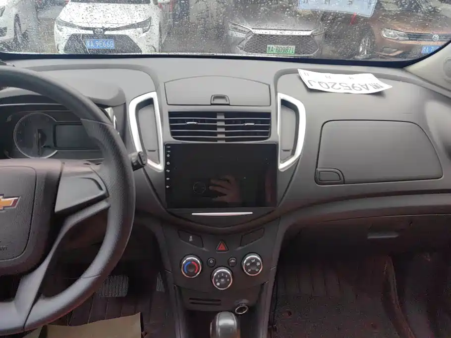 Chevrolet Trax — миниатюра 13
