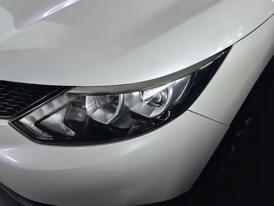 Nissan Qashqai — миниатюра 5