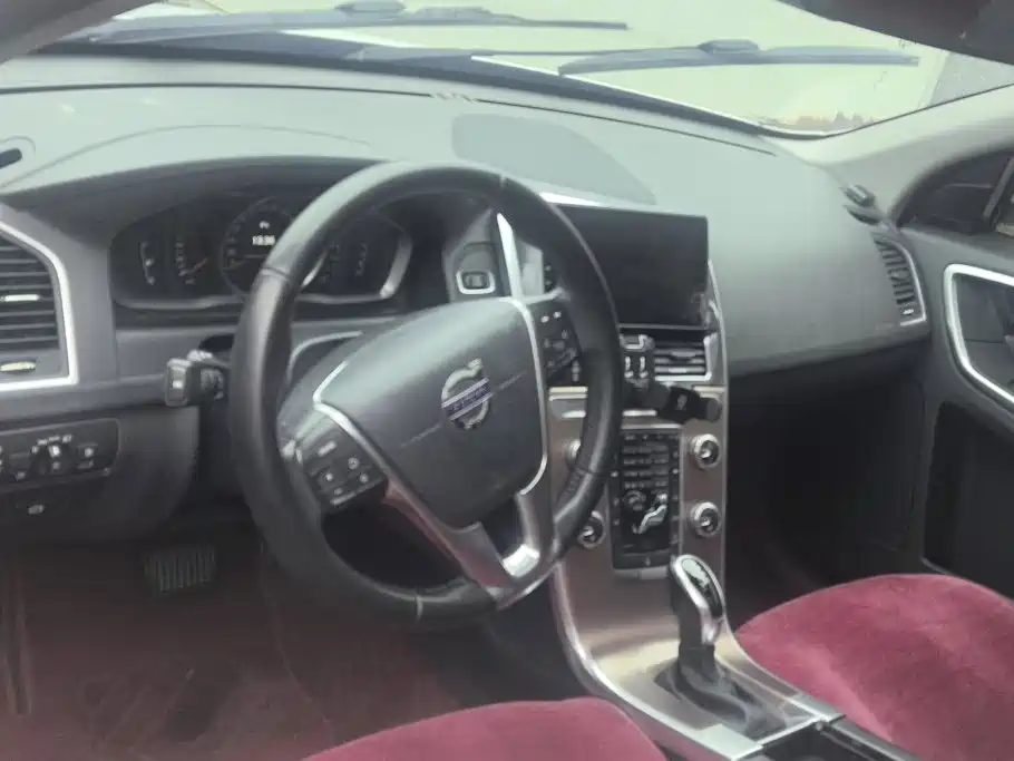 Volvo XC60 — миниатюра 12