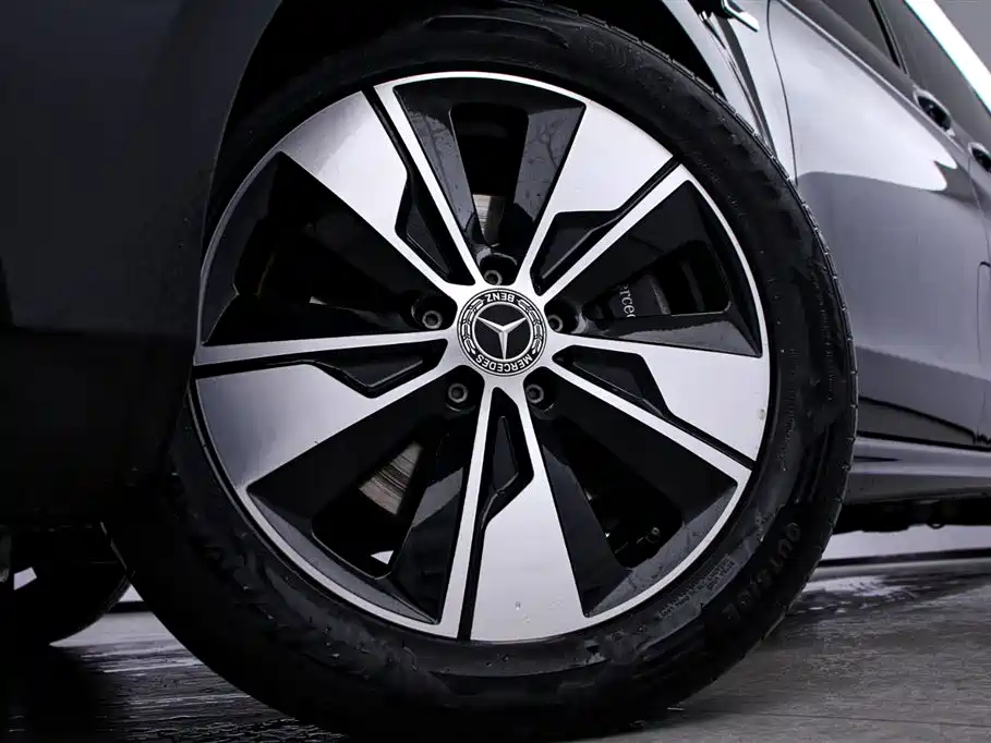 MERCEDES-BENZ V CLASS