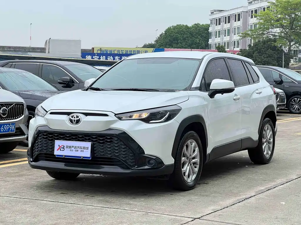 Toyota Frontlander 2024