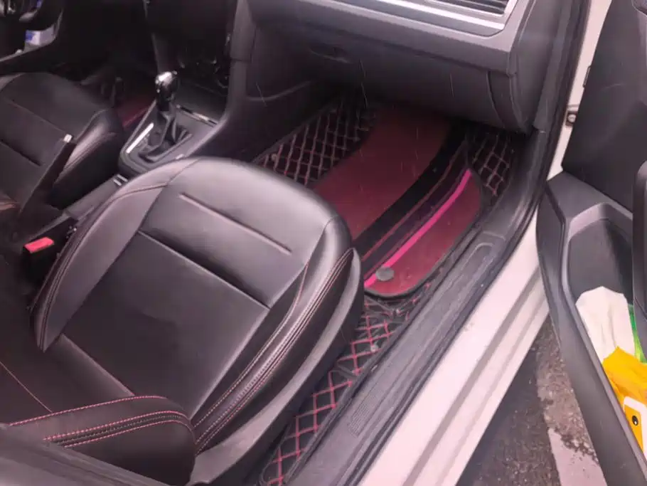 Volkswagen Bora — миниатюра 8
