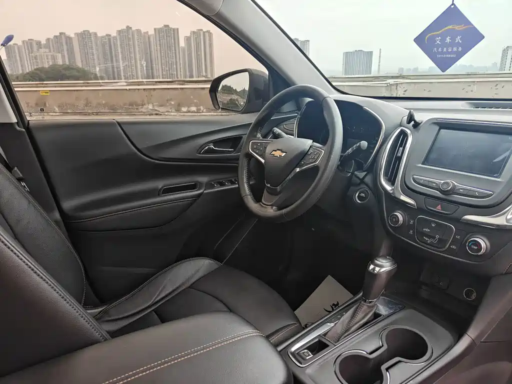 Chevrolet Equinox — миниатюра 23