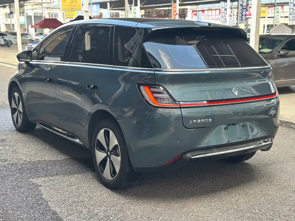 Baojun Yunduo — миниатюра 15