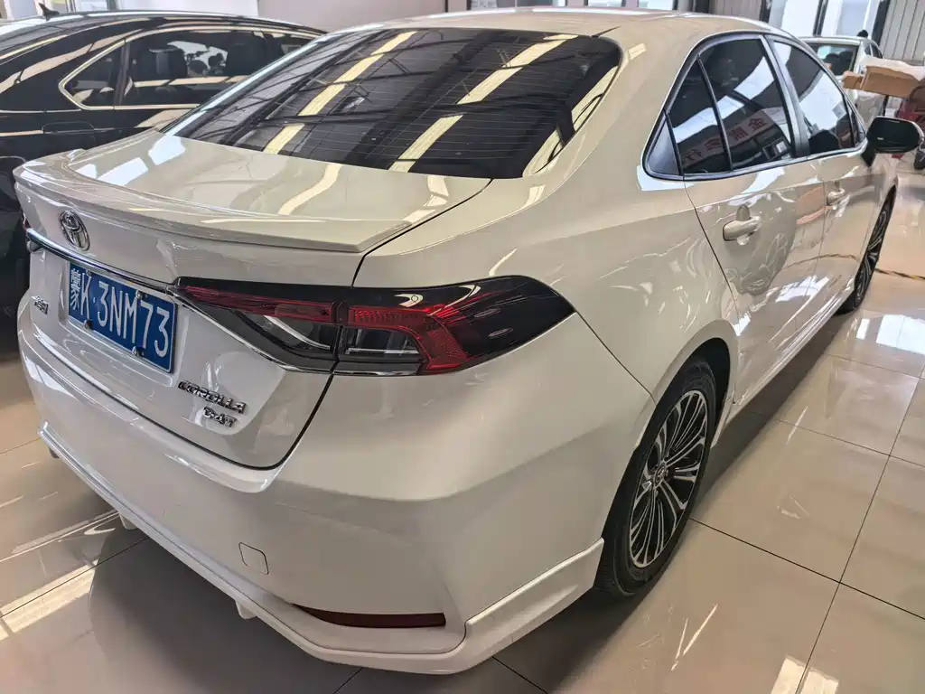 Toyota Corolla — миниатюра 5