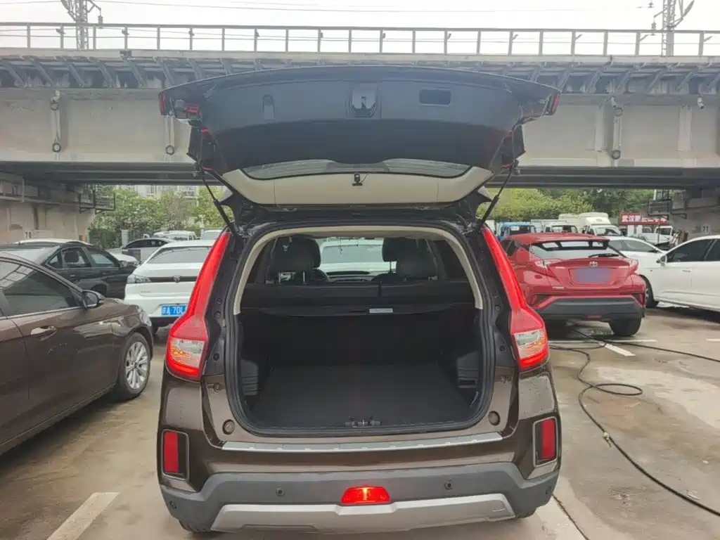 Geely Vision X6 — миниатюра 19