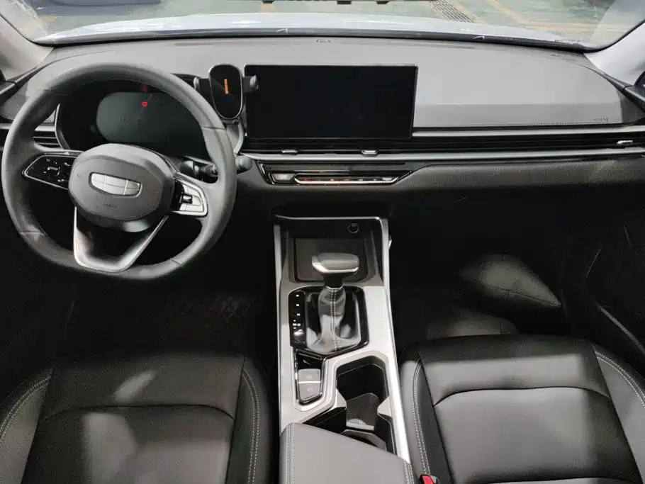 Geely Emgrand — миниатюра 12
