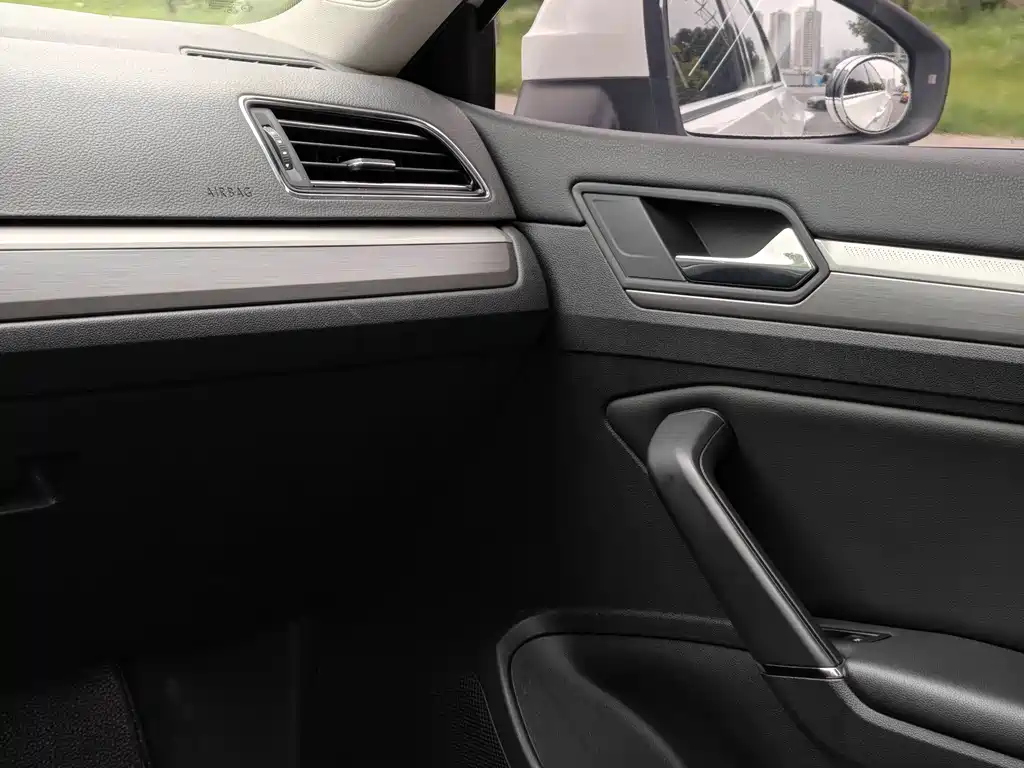 Volkswagen Lamando — миниатюра 14