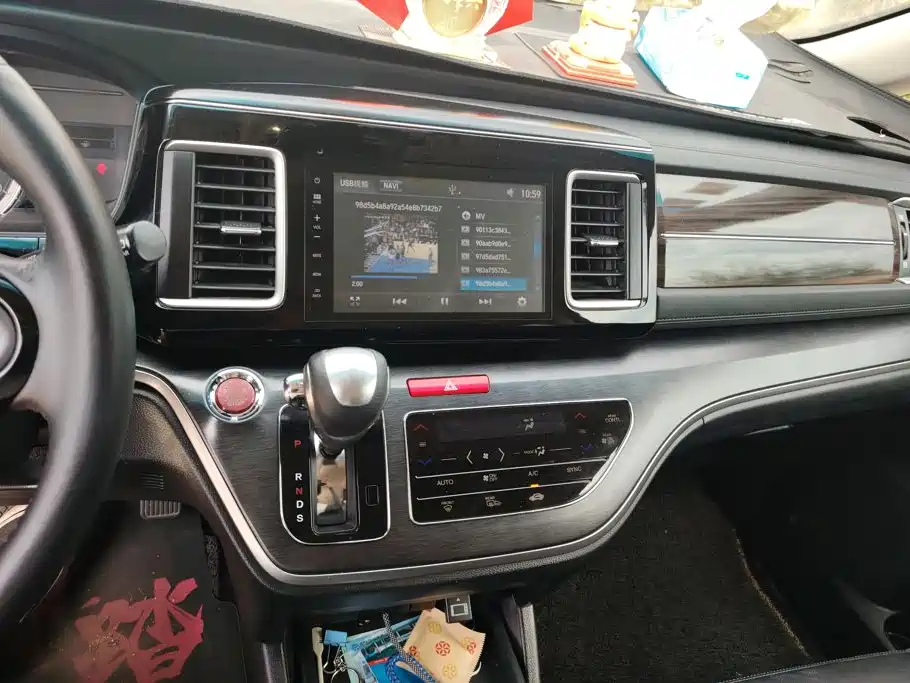 Honda Elysion — миниатюра 13