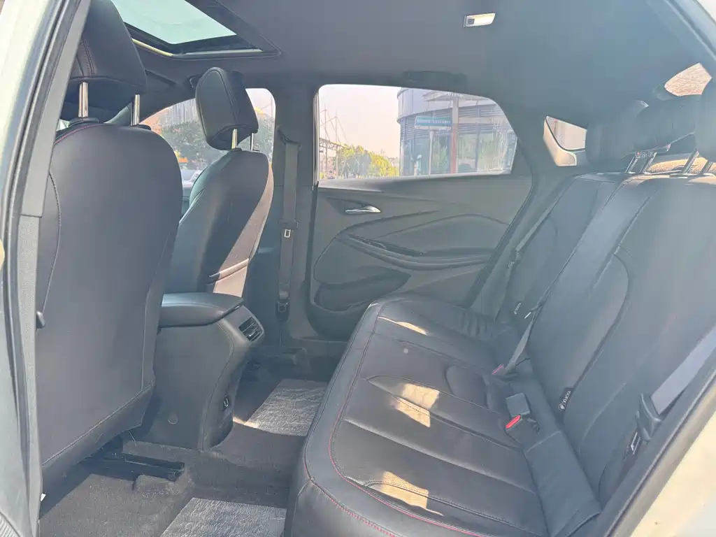 Buick Verano — миниатюра 5