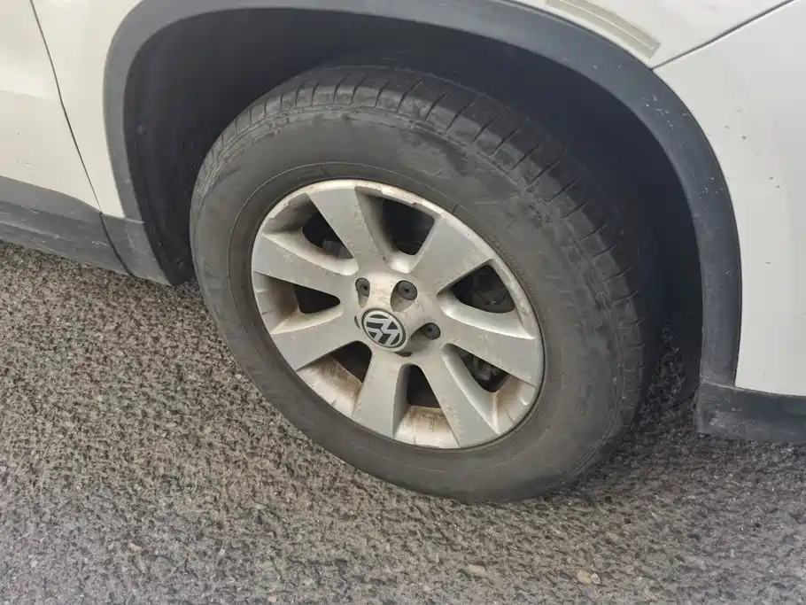 Volkswagen Tiguan — миниатюра 6