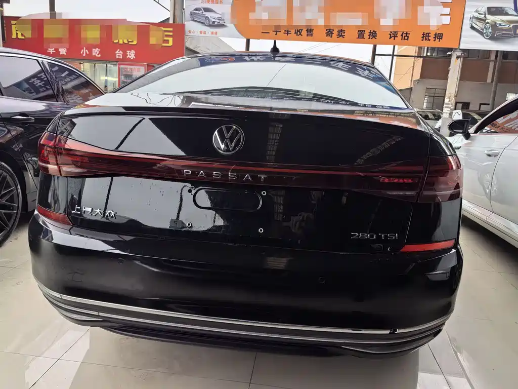 VOLKSWAGEN PASSAT