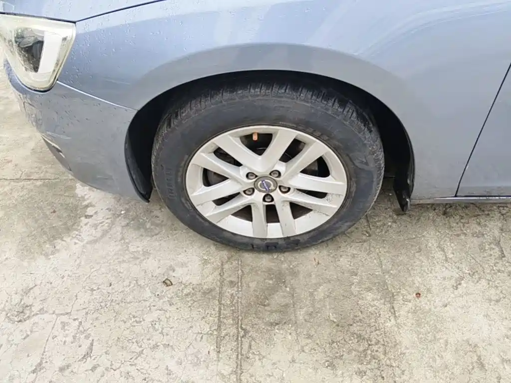 Volvo S60 — миниатюра 23