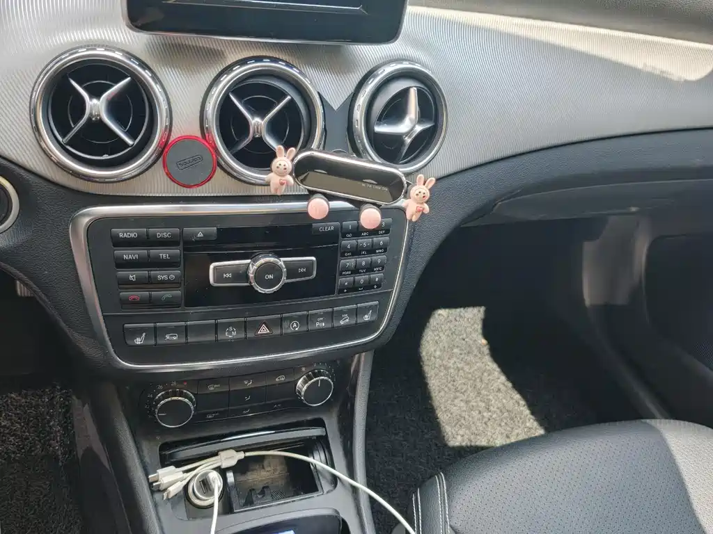 Mercedes-Benz GLA — миниатюра 5