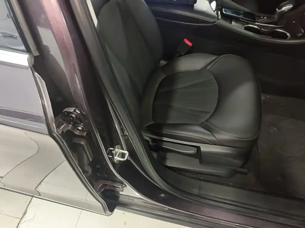 Buick Envision Plus — миниатюра 25