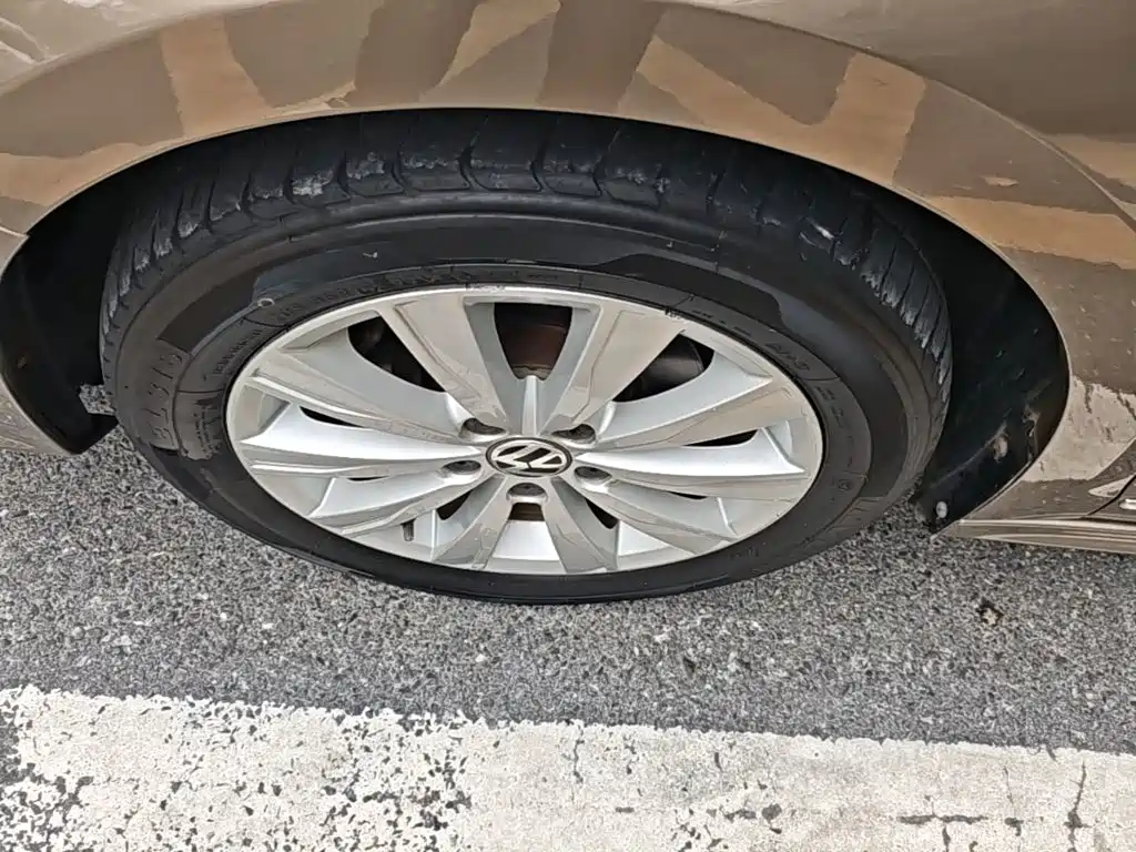 Volkswagen Sagitar — миниатюра 23