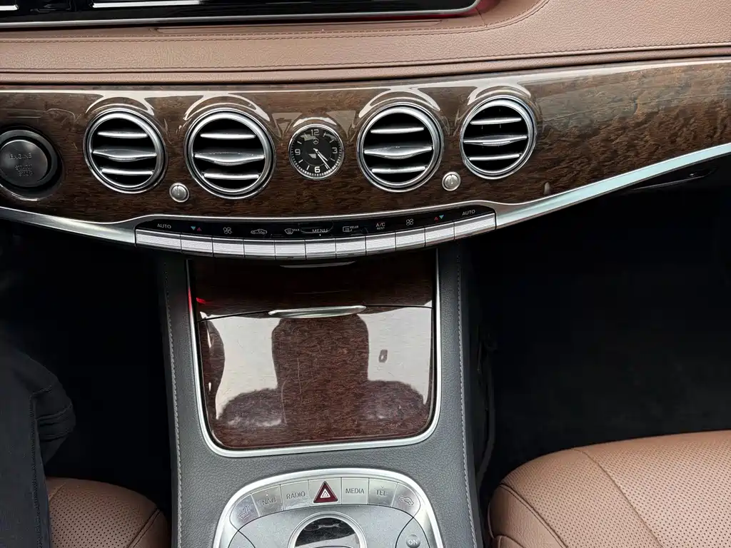 Mercedes-Benz S-Class — миниатюра 6