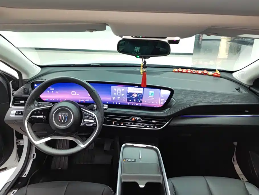 Buick LaCrosse — миниатюра 12
