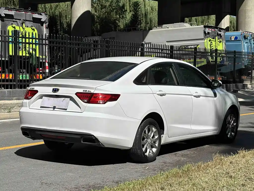 Geely Emgrand GL — миниатюра 6