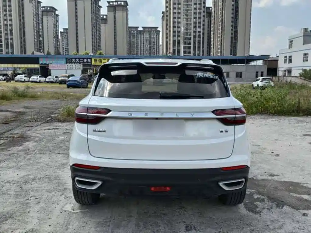 Geely Binyue — миниатюра 8