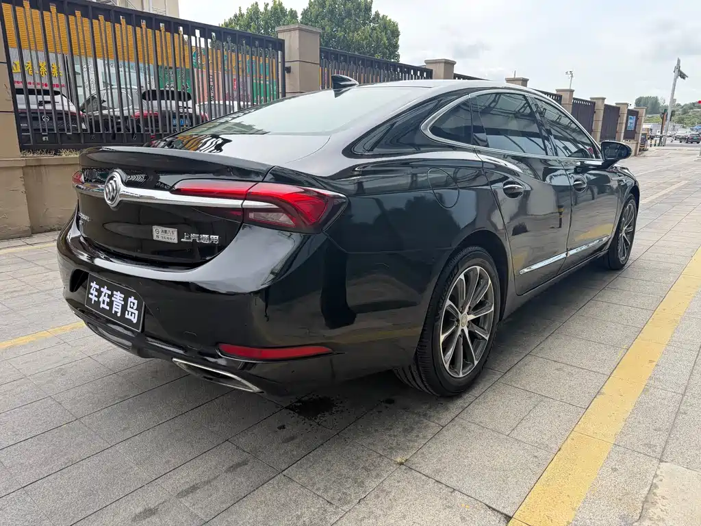 Buick LaCrosse — миниатюра 12