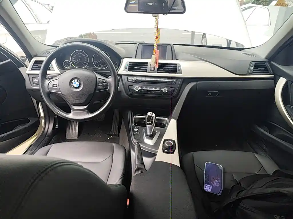 BMW 3 Series — миниатюра 10