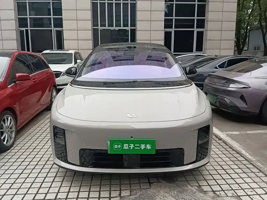 Li Auto Li i8 — миниатюра 3
