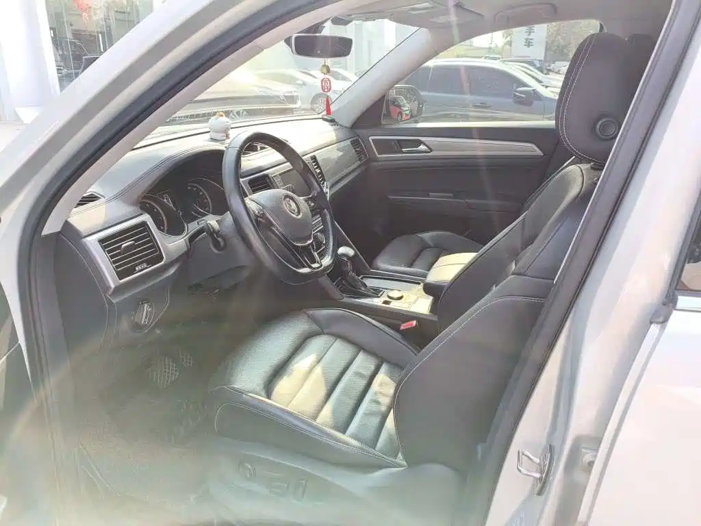 Volkswagen Teramont — миниатюра 9