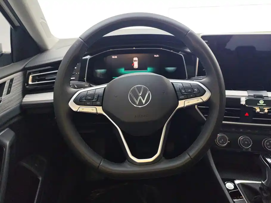Volkswagen Sagitar — миниатюра 15
