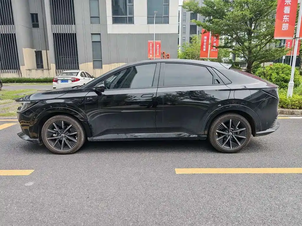 Honda e:NP2 — миниатюра 3