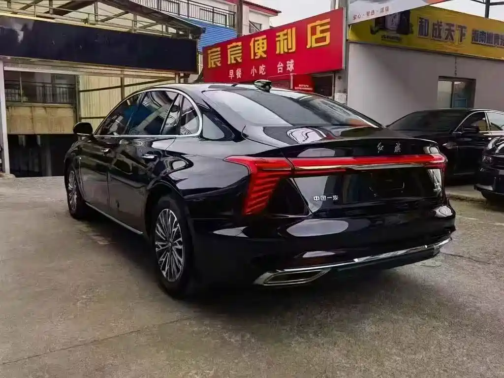 Hongqi Hongqi H5 — миниатюра 14