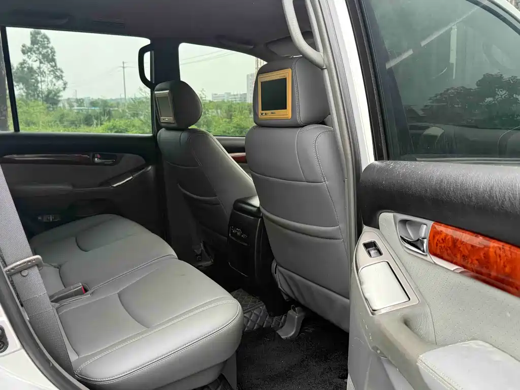 Toyota Prado (Import) — миниатюра 18