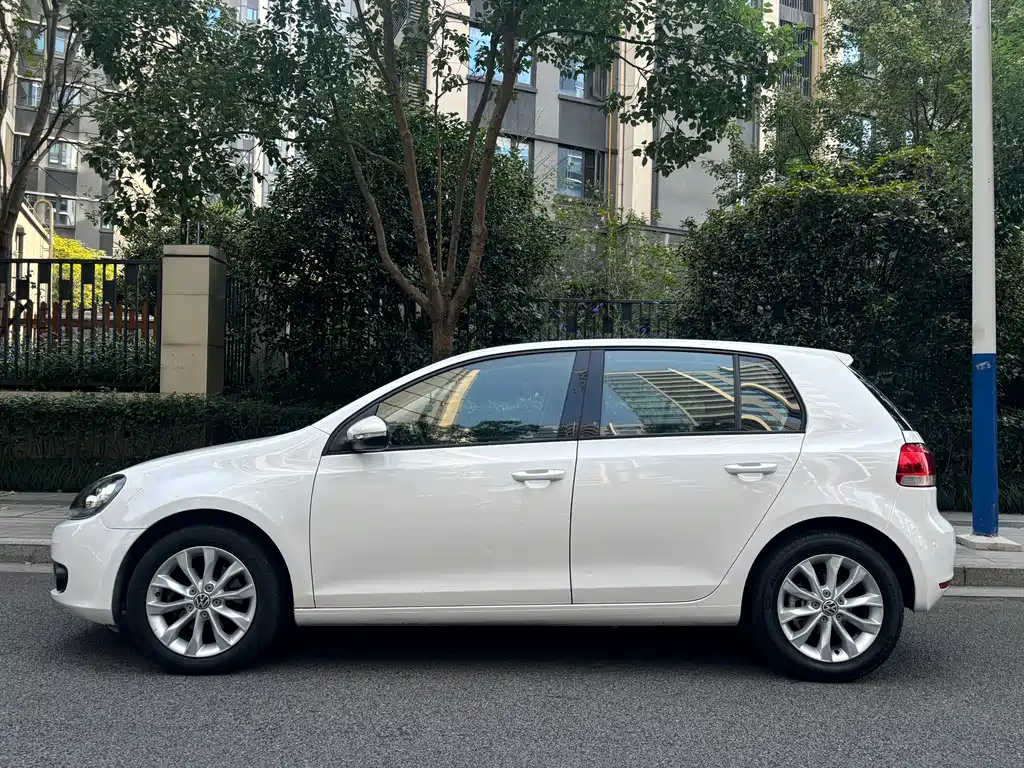 Volkswagen Golf — миниатюра 3