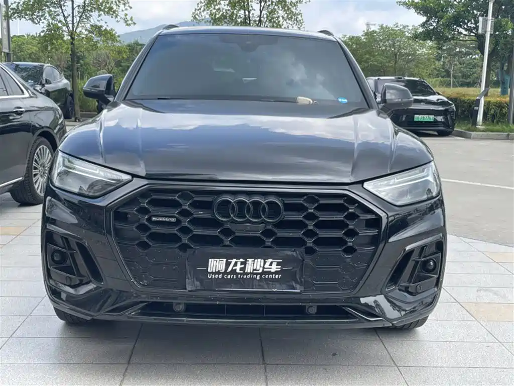 Audi Q5L — миниатюра 2