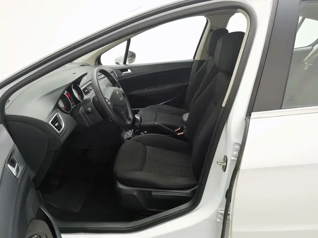 Peugeot 308 — миниатюра 10