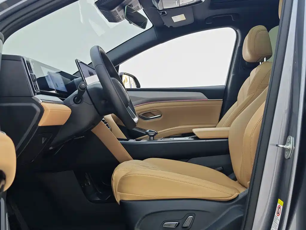BYD L DM-i — миниатюра 7