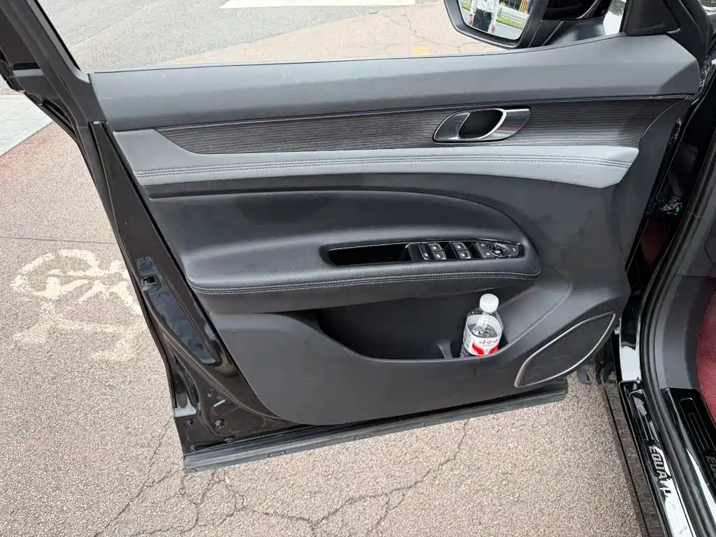 Ford Equator Sport New Energy — миниатюра 6