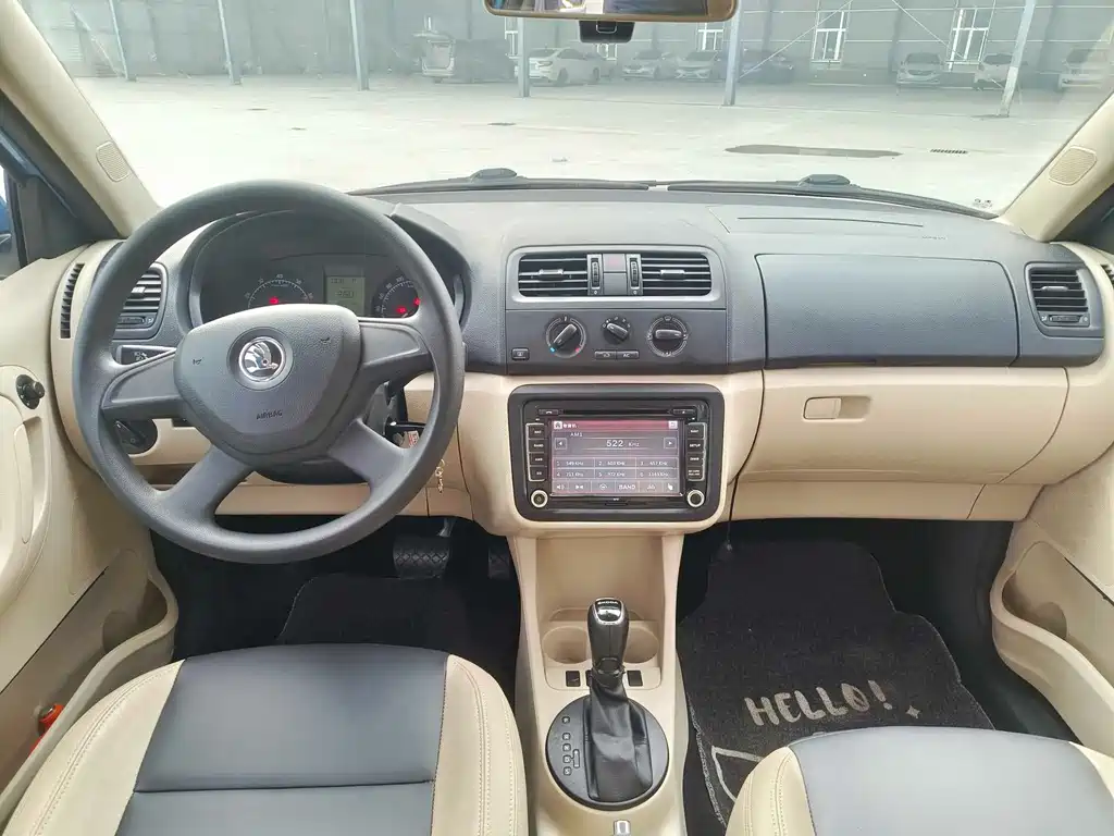 Skoda Fabia — миниатюра 6