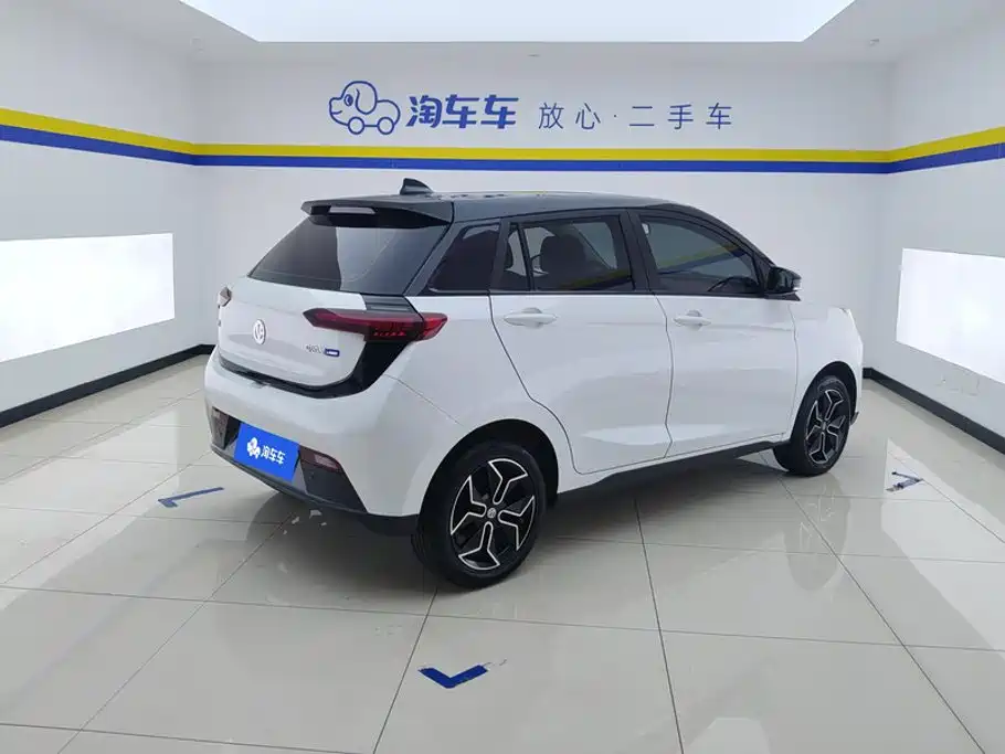 Dongfeng EV YOUNG Guang Xiaoxin — миниатюра 3