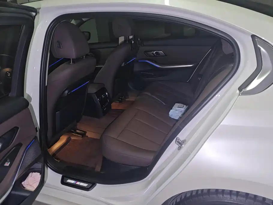 BMW 3 Series — миниатюра 11
