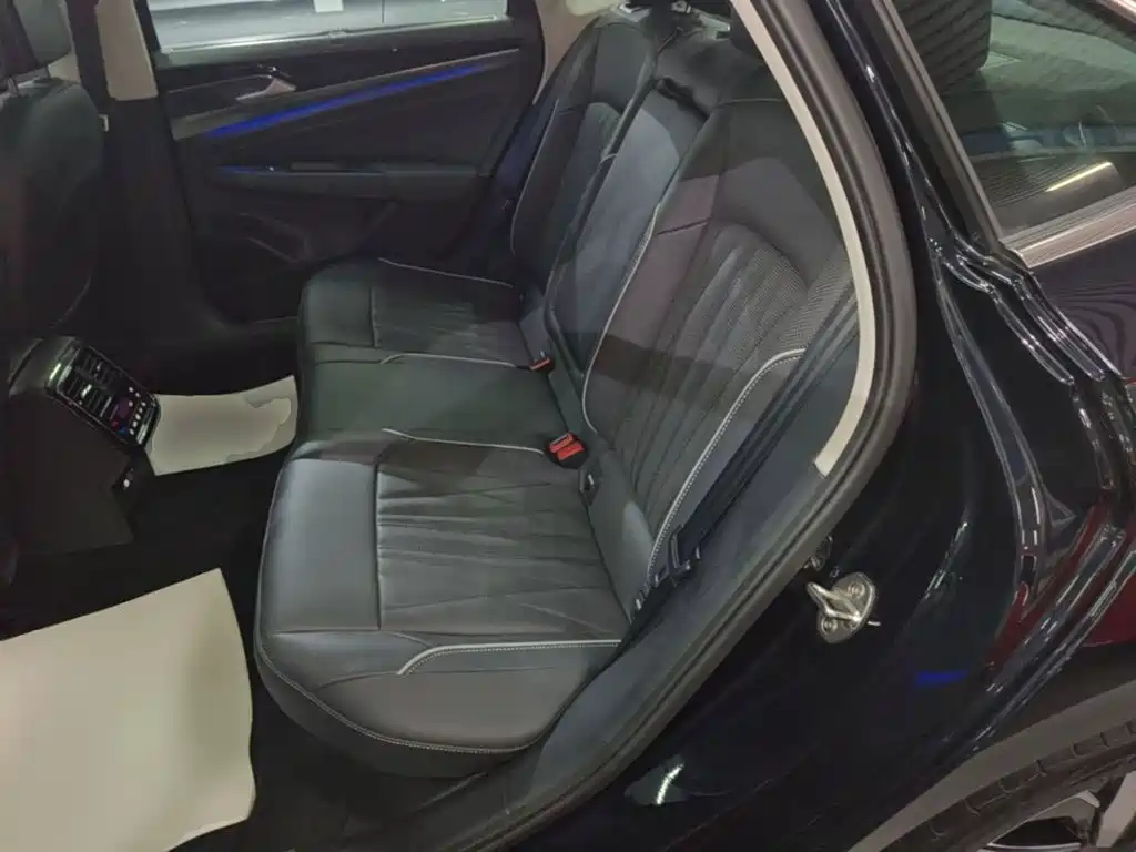 Volkswagen Passat — миниатюра 17