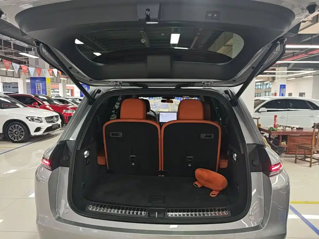 Li Auto Li L8 — миниатюра 19