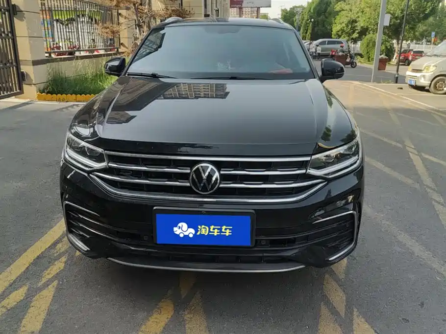 Volkswagen Tiguan X X 2021 330TSI Flagship