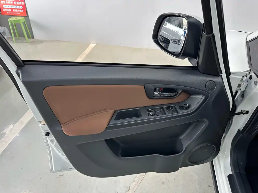 Suzuki SX4 — миниатюра 20