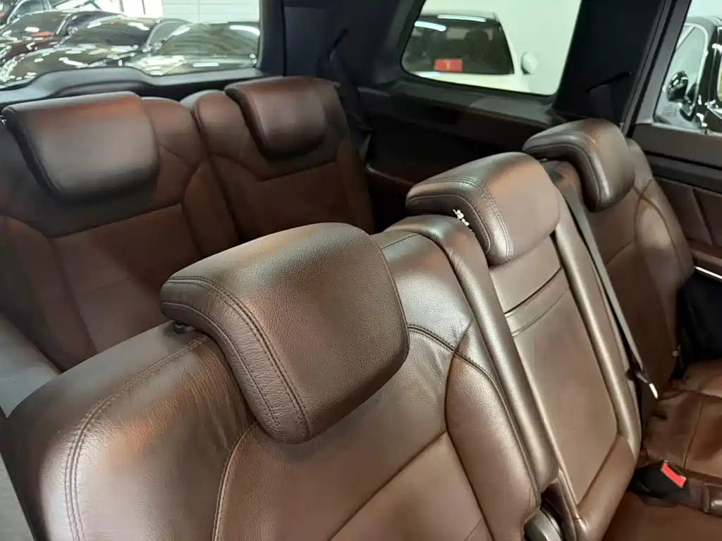 Mercedes-Benz GL-Class — миниатюра 11
