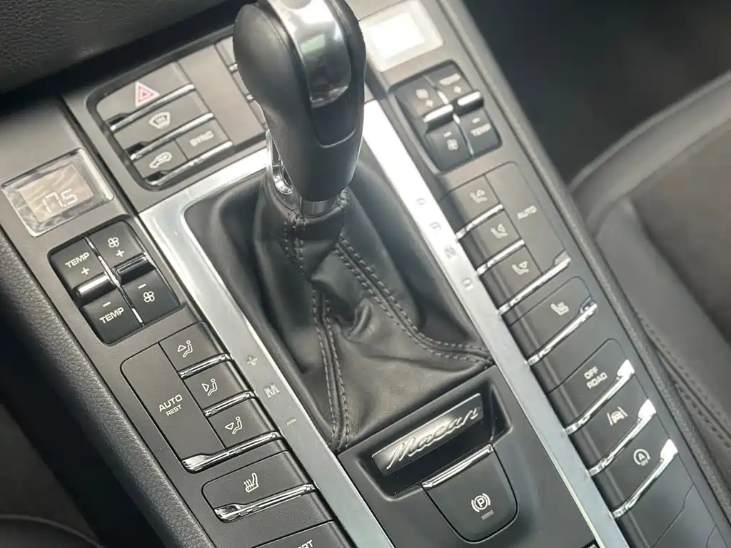 Porsche Macan 2017 Macan 2.0T