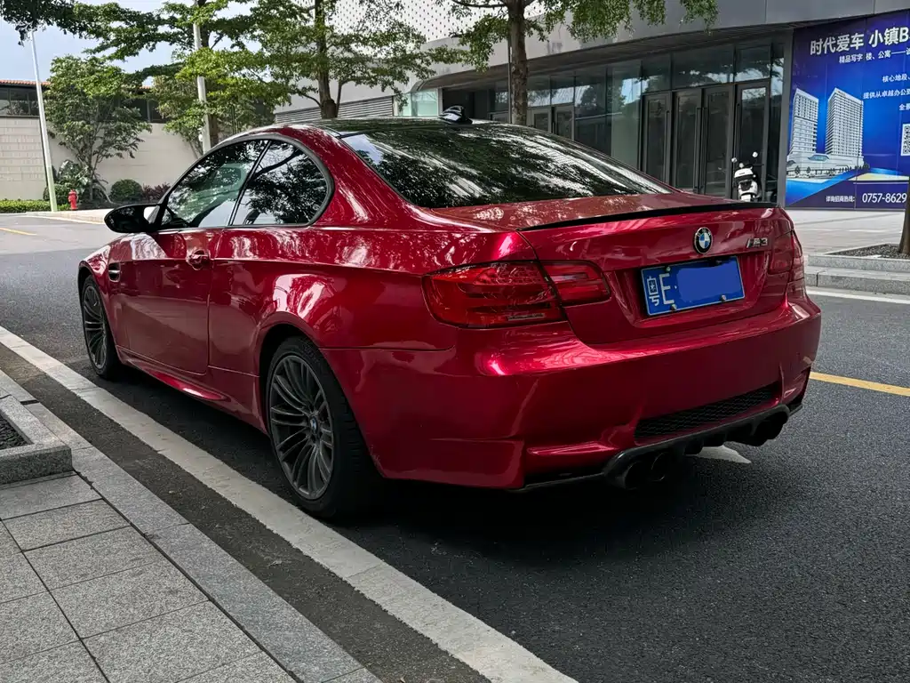BMW M3 2010 M3 25