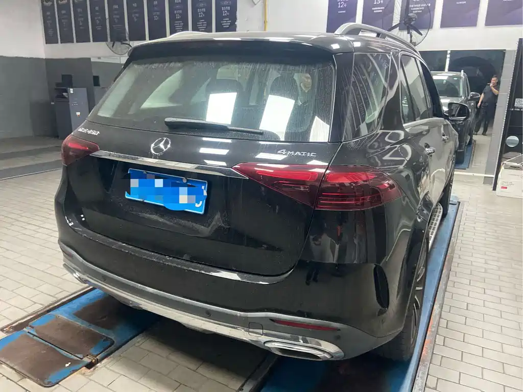 Mercedes-Benz GLE (Import) — миниатюра 5