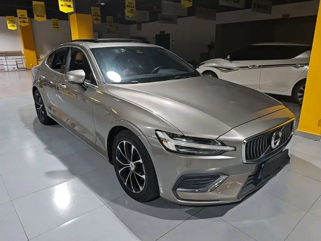 Volvo S60 — миниатюра 4